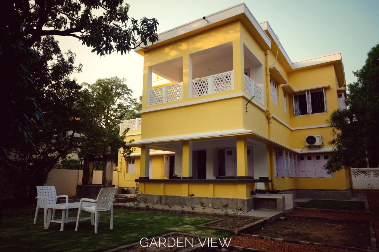 Parul - Elegant Heritage Home At The Heart Of Shantiniketan 外观 照片