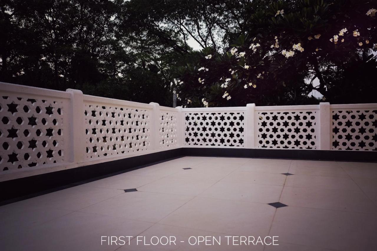 Parul - Elegant Heritage Home At The Heart Of Shantiniketan 外观 照片