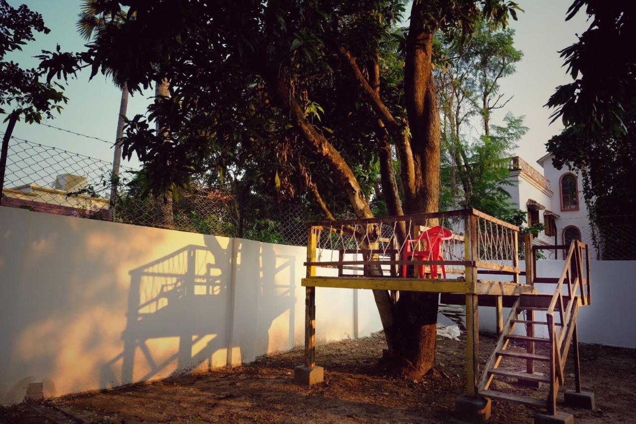 Parul - Elegant Heritage Home At The Heart Of Shantiniketan 外观 照片