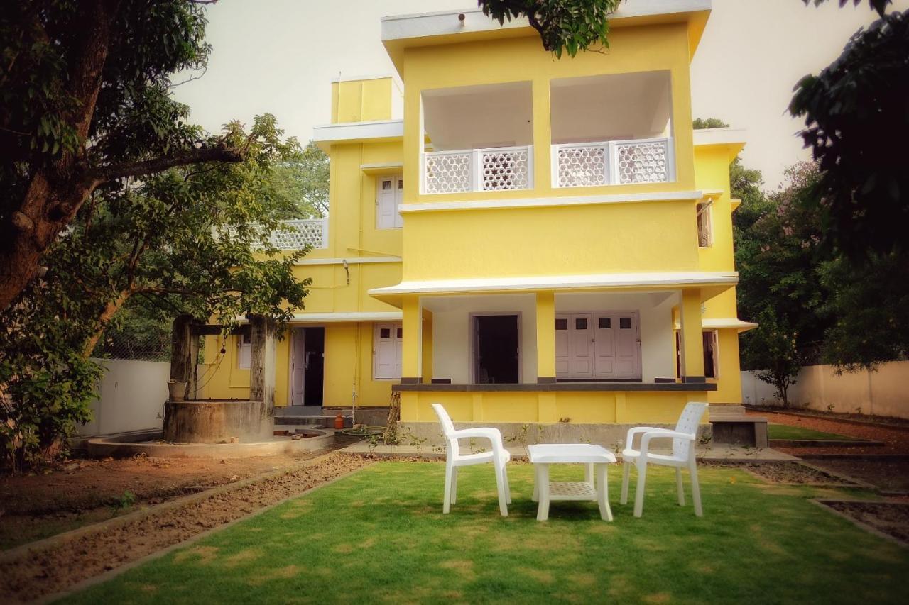 Parul - Elegant Heritage Home At The Heart Of Shantiniketan 外观 照片